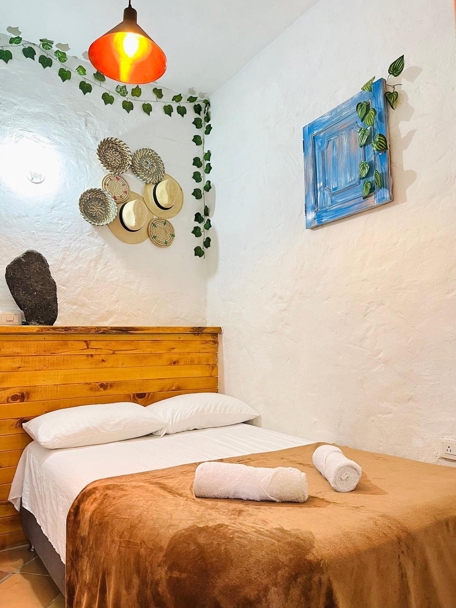 Casa De Las Rocas Hostel ハルディン エクステリア 写真